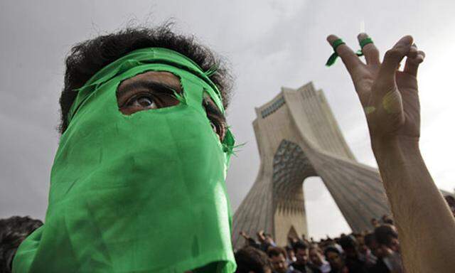 Archivbild: Regierungskritische Proteste im Iran
