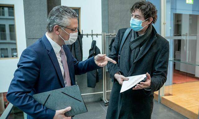 Die zwei Experten-Gesichter der Corona-Pandemie in Deutschland: Charité-Direktor Drosten (re.) und Lothar Wieler, der Chef des Robert-Koch-Instituts.