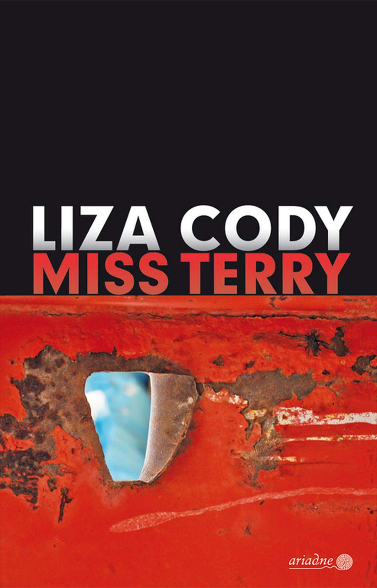 Die titelgebende "Miss Terry" heißt eigentlich Nita Tehri, aber ihr Nachname wird meist falsch ausgesprochen. Nita ist eine beliebte Lehrerin, deren Leben vollkommen aus den Fugen gerät, als ein totes Baby mit dunkler Hautfarbe in einem Container vor ihrem Haus gefunden wird. Ab sofort sieht sich Nita mit Beschuldigungen und Verdächtigungen konfrontiert. Lizy Cody hat einen einfühlsamen Krimi über Rassismus und Vorurteile geschrieben, ohne dabei je anklagend zu werden. Dennoch ist dieses Buch zutiefst optimistisch - eine wahre Kunst angesichts der drückenden Thematik. Liza Cody: "Miss Terry". Übersetzt von Martin Grundmann, Ariadne Kriminalroman, 320 Seiten, 17,50 Euro.