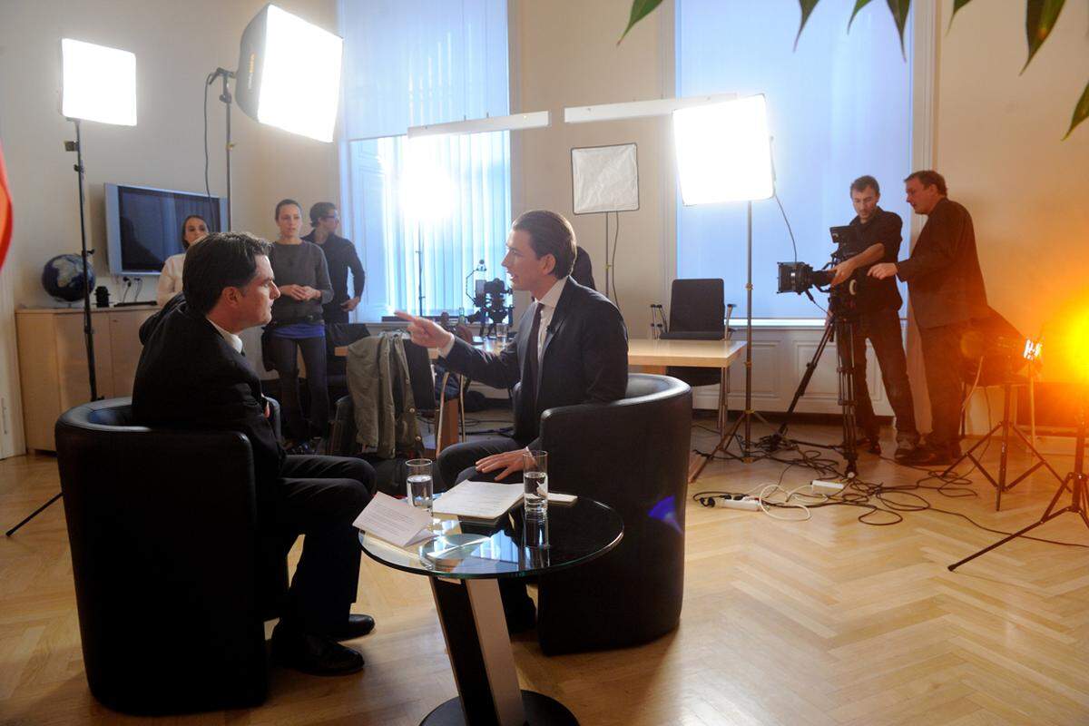 Der Chef des "Presse"-Außenpolitik-Ressorts, Christian Ultsch, im Gespräch mit Außenminister Sebastian Kurz.