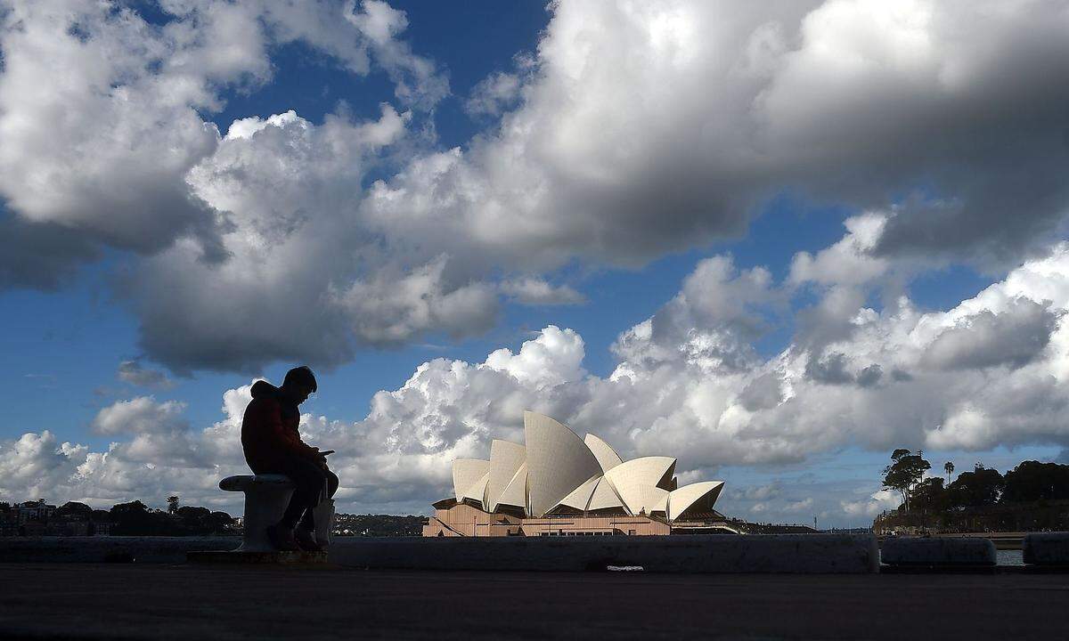 Nicht nur die Karrierechancen schätzen Expats in Australien positiv ein. Viele schätzen auch die Work-Life-Balance in Down Under. Kritikpunkt: Mehr als die Hälfte finden die hohen Lebenshaltungskosten problematisch, zehn Prozent haben Probleme, genug Geld für die täglichen Ausgaben aufzutreiben.