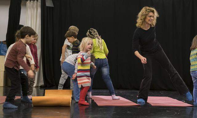 Die Kinder können sich wild und frei ihrer Fantasie hingeben.