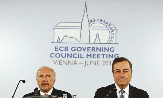 EZB-Chef Mario Draghi mit Nationalbankchef Ewald Nowotny. 