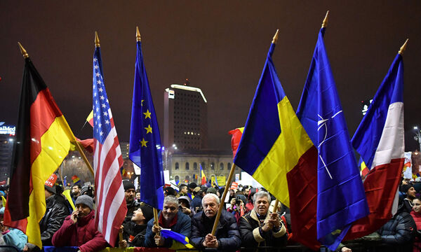 TOPSHOT-ROMANIA-POLITICS-CORRUPTION-PROTEST