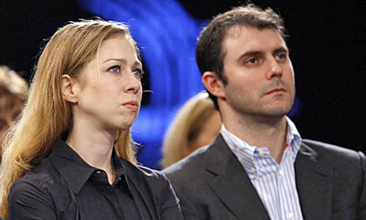 Im Gegensatz zu seiner langjährigen Freundin, hat der zwei Jahre ältere Mezvinsky kaum Spuren in der Öffentlichkeit hinterlassen. Den meisten ist nur bekannt, dass er der Sohn des früheren demokratischen Kongressabgeordneten Edward Mezvinsky ist, der 2003 wegen Betrugs ins Gefängnis musste.