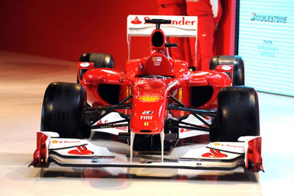 Mit dem neuen F10 soll das Hinterherfahren bei Ferrari ein Ende haben. Der Chefdesigner der Italiener sprach von einem "völlig neuen Entwurf".