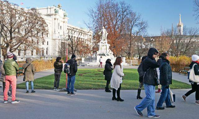 Erst seit 1953 im Burggarten: Tilgners Mozart-Denkmal.