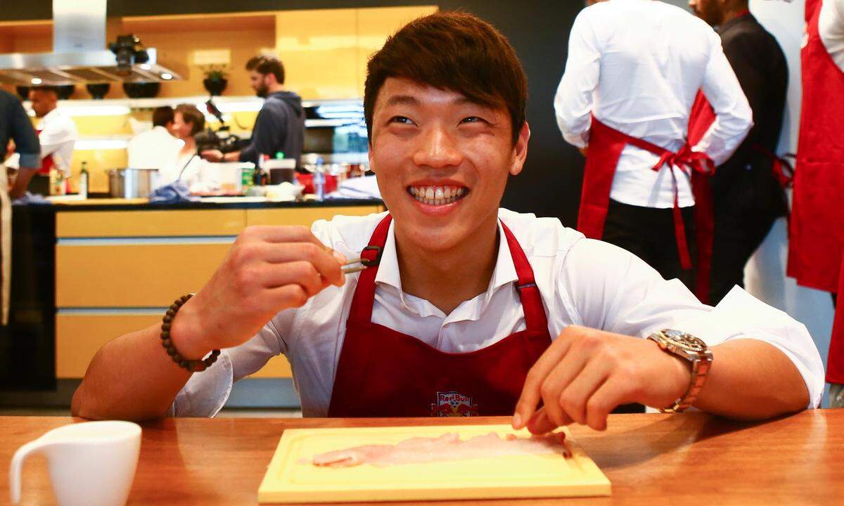 Ob Hee Chan Wang durch seine Erfahrungen mit der koreanischen Küche einen Vorteil hat? Wie das Menü angekommen ist, wurde nicht überliefert.