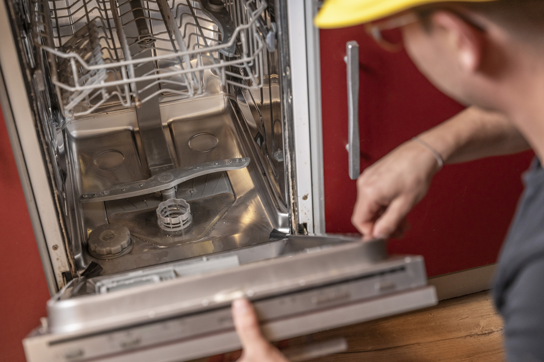 Austria Implements EU 'Right to Repair' Law This Fall