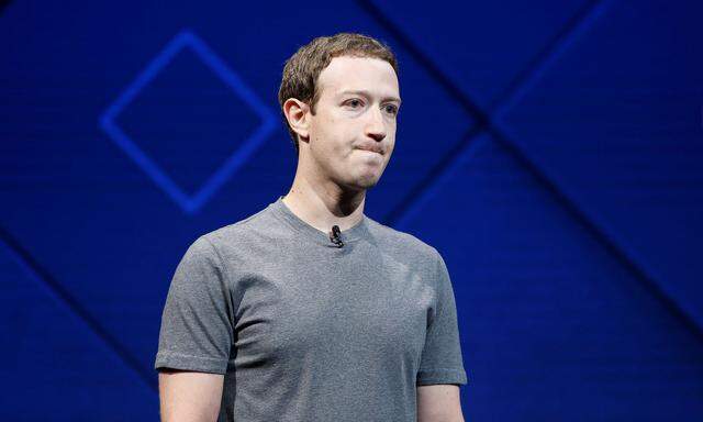 Mark Zuckerberg versucht, via Zeitungsinserate und Facebook-Posting nun, seine User bei Laune zu halten.