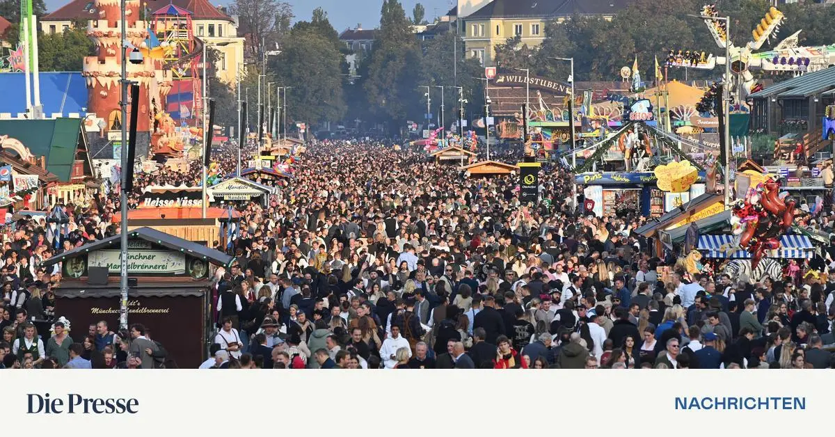 Zu-viele-Menschen-am-Oktoberfest-Und-pl-tzlich-lag-eine-Massenpanik-in-der-Luft-premium-