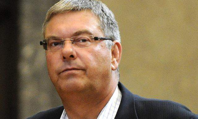 Geldwäsche-Prozess gegen Ex-BZÖ-Funktionär Eccher wird wiederholt 