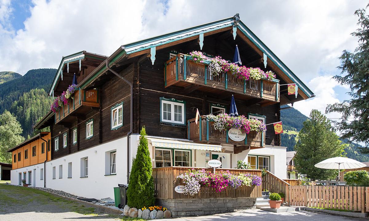 BAUERNHAUS DES FP�-BILDUNGSINSTITUTS