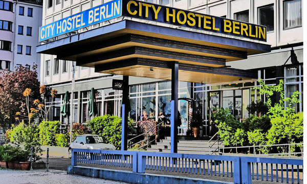 Berlin Mitte Botschaft Nordkorea in der Glinkastra�e die Botschaft hat ein Nebengeb�ude an das Cit