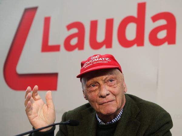 Anfang 2018 kauft Lauda bei der Zerschlagung der Air Berlin die Tochter Niki zurück. Dafür kooperiert er mit Ryanair, die mittlerweile 75 Prozent der "Laudamotion" hält.
