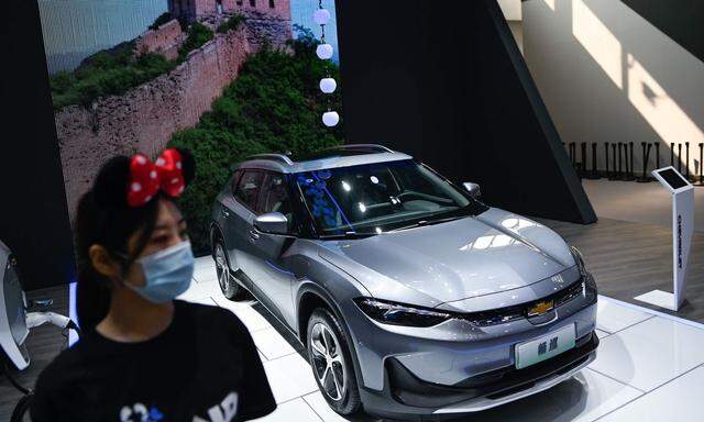 Auch Chevrolet (im Bild das Modell Menlo) stellt in Peking Neuheiten vor.  