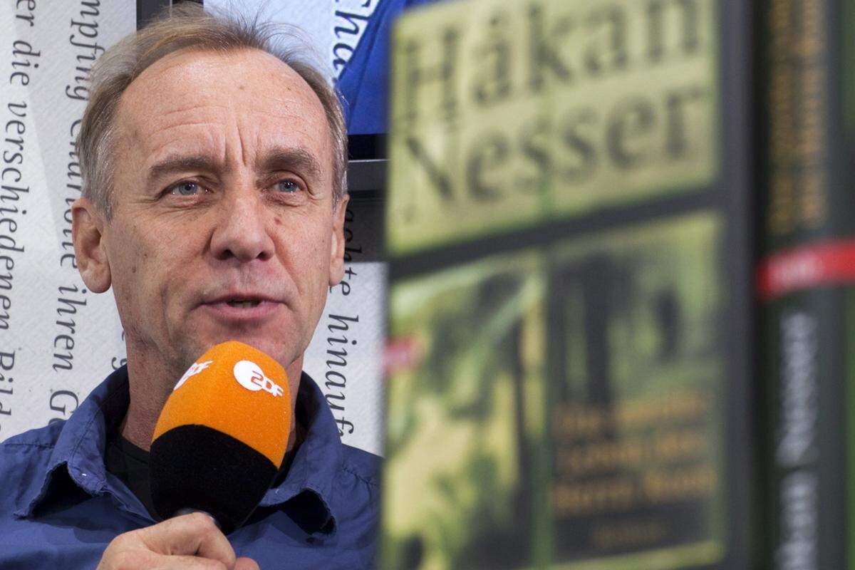 Es ist kein Zufall, dass der schwedische Krimi-Autor Hakan Nesser in seinem aktuellen Roman drei Lehrer auf die Mörderjagd schickt. Immerhin war er selbst 20 Jahre lang Lehrer - bis der Erfolg seiner Krimis zum Leben reichte.