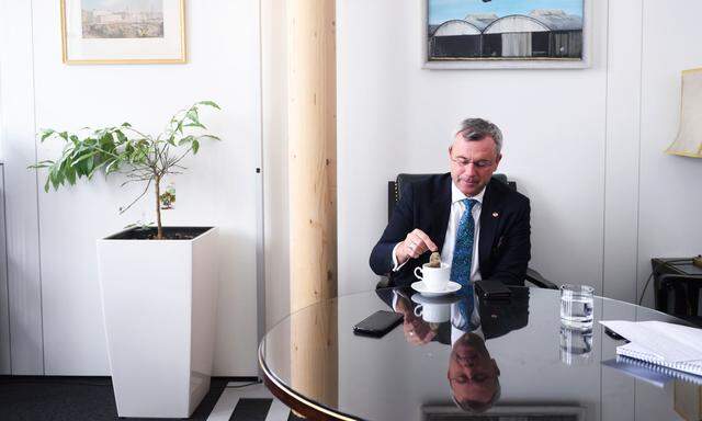 Will die FPÖ nicht verhandeln? „Das ist die Story der ÖVP“, sagt Norbert Hofer.