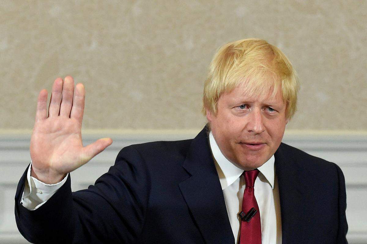Das schillernde Element des May-Kabinetts ist Boris Johnson, der Außenminister wird. Der ehemalige Londoner Bürgermeister Johnson war eine Triebfeder in der Brexit-Kampagne. Für den 52-Jährigen ist es der erste Regierungsposten. Der extravagante, scharfzüngige Ex-Journalist dürfte aber vermutlich bei den Verhandlungen über das künftige Verhältnis Großbritanniens mit der Europäischen Union nur eine geringe Rolle spielen.