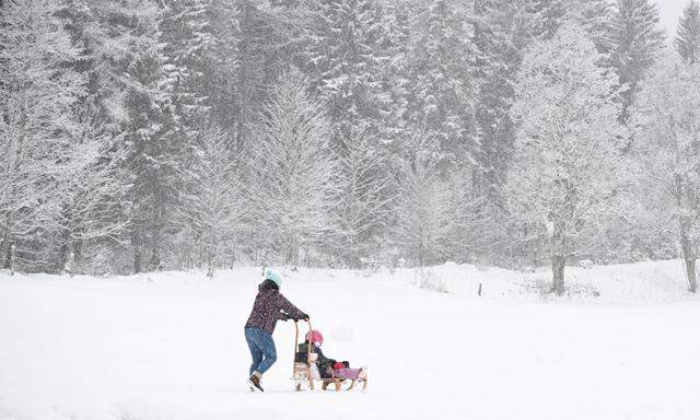 Am Samstag muss in vielen Regionen mit etwas Schneefall gerechnet werden.