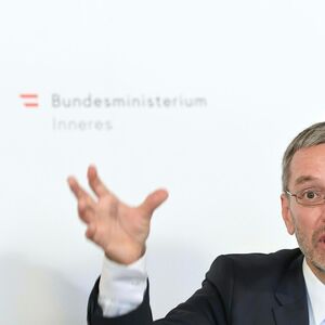 Innenminister Herbert Kickl forciert eine Erweiterung der Befugnisse für das BVT. 