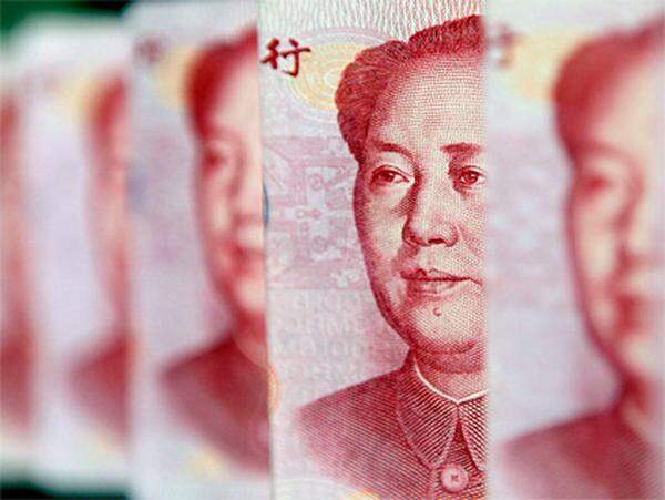Auch auf einer anderen Ebene sind die Bestrebungen ambitioniert.China versucht Schritt für Schritt seine Abhängigkeit vom US-Dollar zu verringern und den eigenen Yuan als Leitwährung zu etablieren.