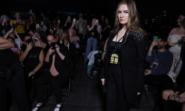 Anna Delvey bei einer Schau der New Yorker Fashionweek. 