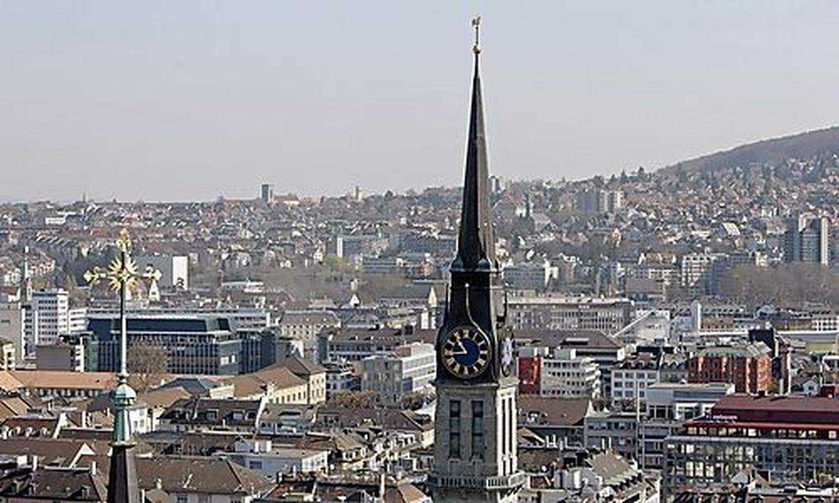 Rang sieben: Zürich Ähnlich wie London genießt München den Ruf eines „sicheren Hafens“ in turbulenten Zeiten. Eine ausgewogene Wirtschaftsstruktur und niedrige Leerstandsquoten garantieren mindestens stabile Immobilienpreise. Zudem profitiert der Hotelmarkt vom boomenden Tourismus.