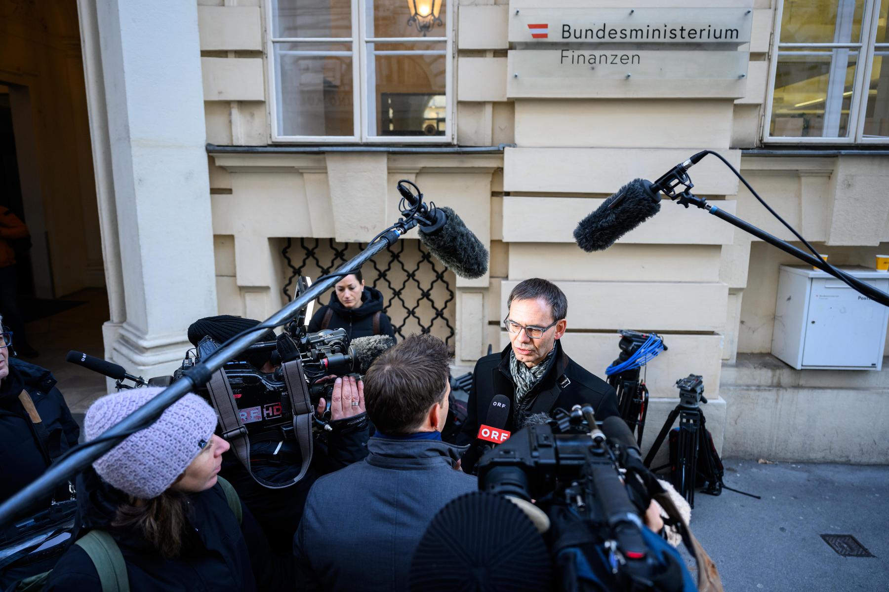 Vorarlbergs Landeshauptmann Wallner kritisiert Regierungspolitiker Schellhorn und Hanke