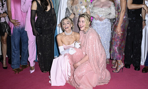 Hauptdarstellerin Margot Robbie und Regisseurin Greta Gerwig bei der Premiere in London.