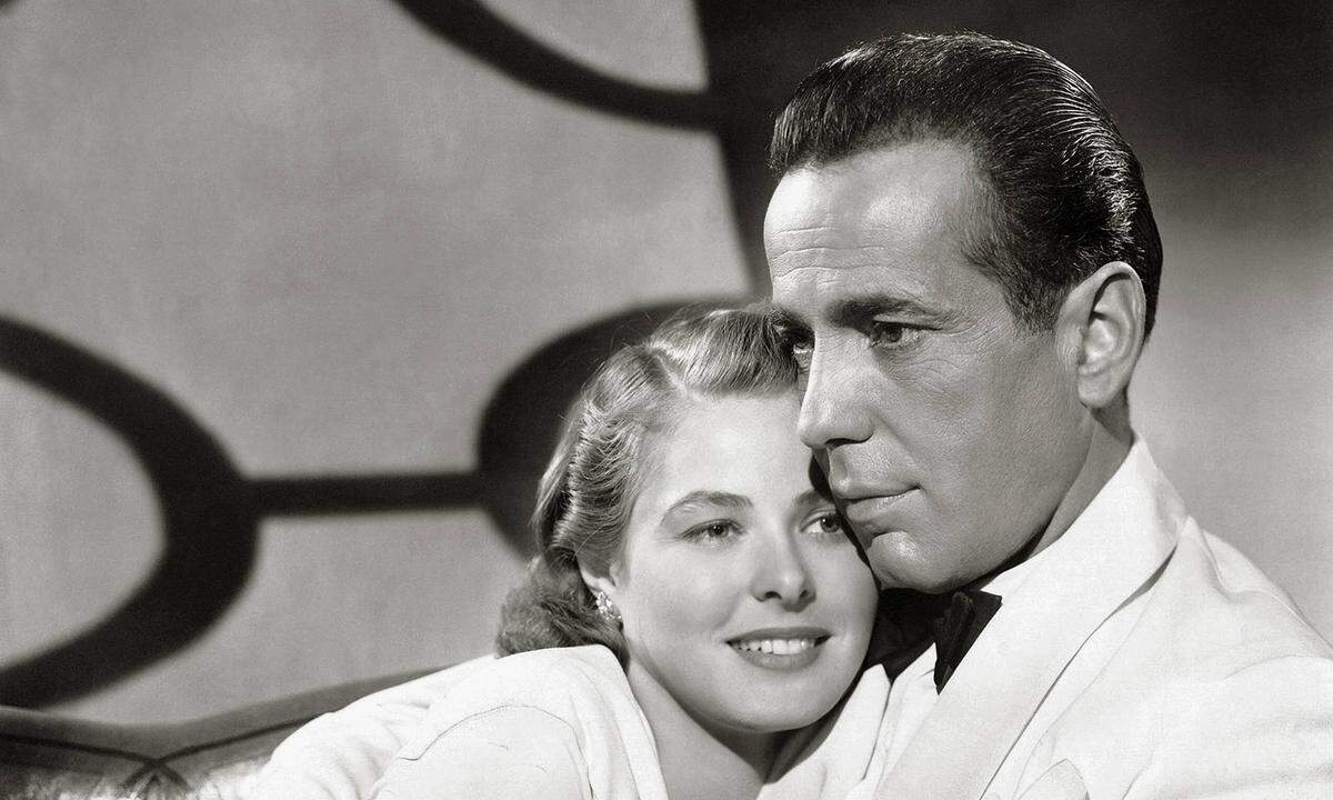 "Uns bleibt immer noch Paris" – oder auch nicht. Wer die Zeit daheim dazu nutzen will um endlich seine filmischen Kulturlücken zu füllen, die Liste der Filmklassiker reicht von „Casablanca“, „Fight Club“ über „Pulp Ficton“ hin zu „Citizen Kane“.