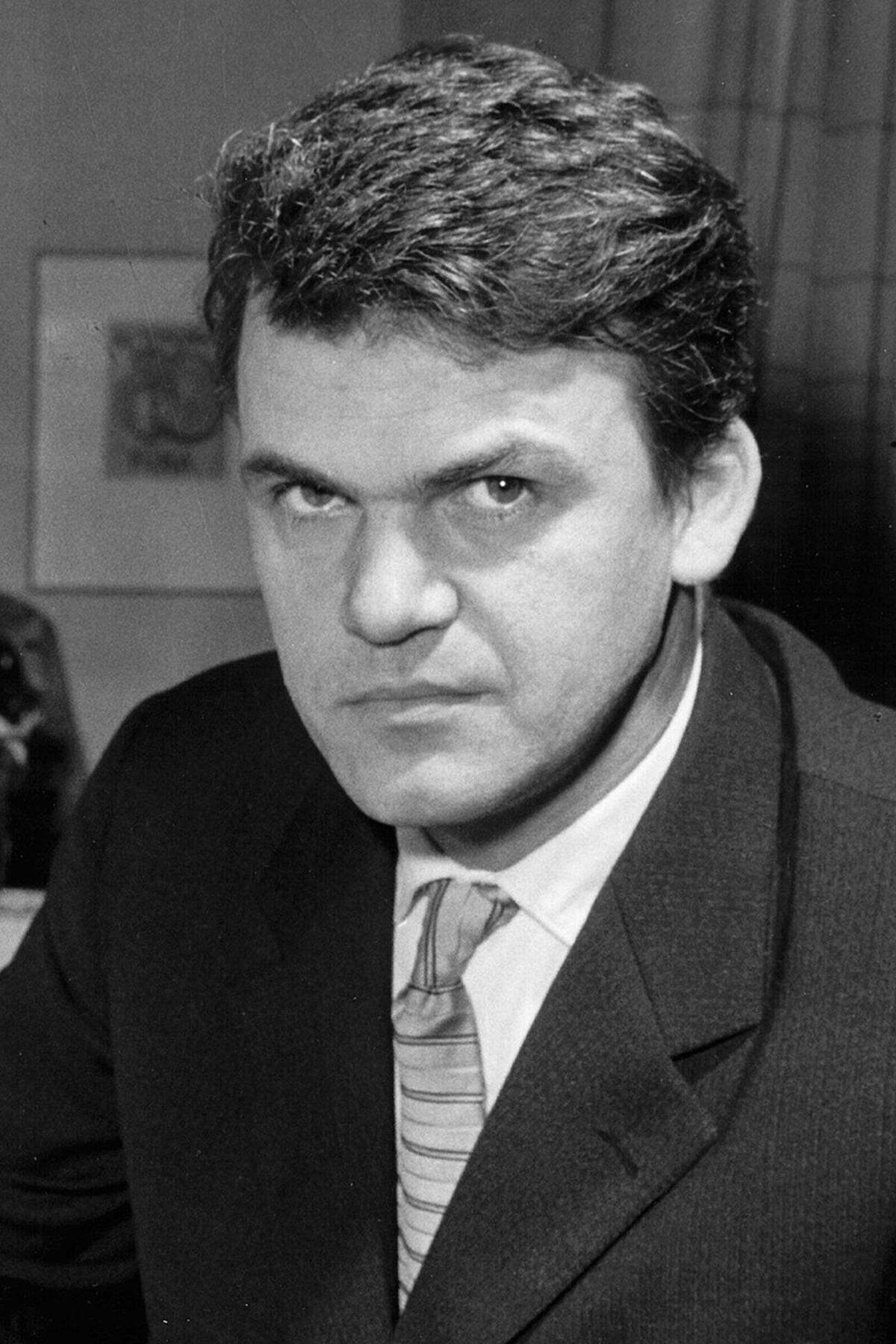 (geb. 1929)Dreißig Jahre ist es bereits her, dass "Die unerträgliche Leichtigkeit des Seins" erschien, Kunderas wahrscheinlich bestes Buch. Auf den Favoritenlisten stand der in Frankreich lebende Tscheche schon einmal weiter oben.