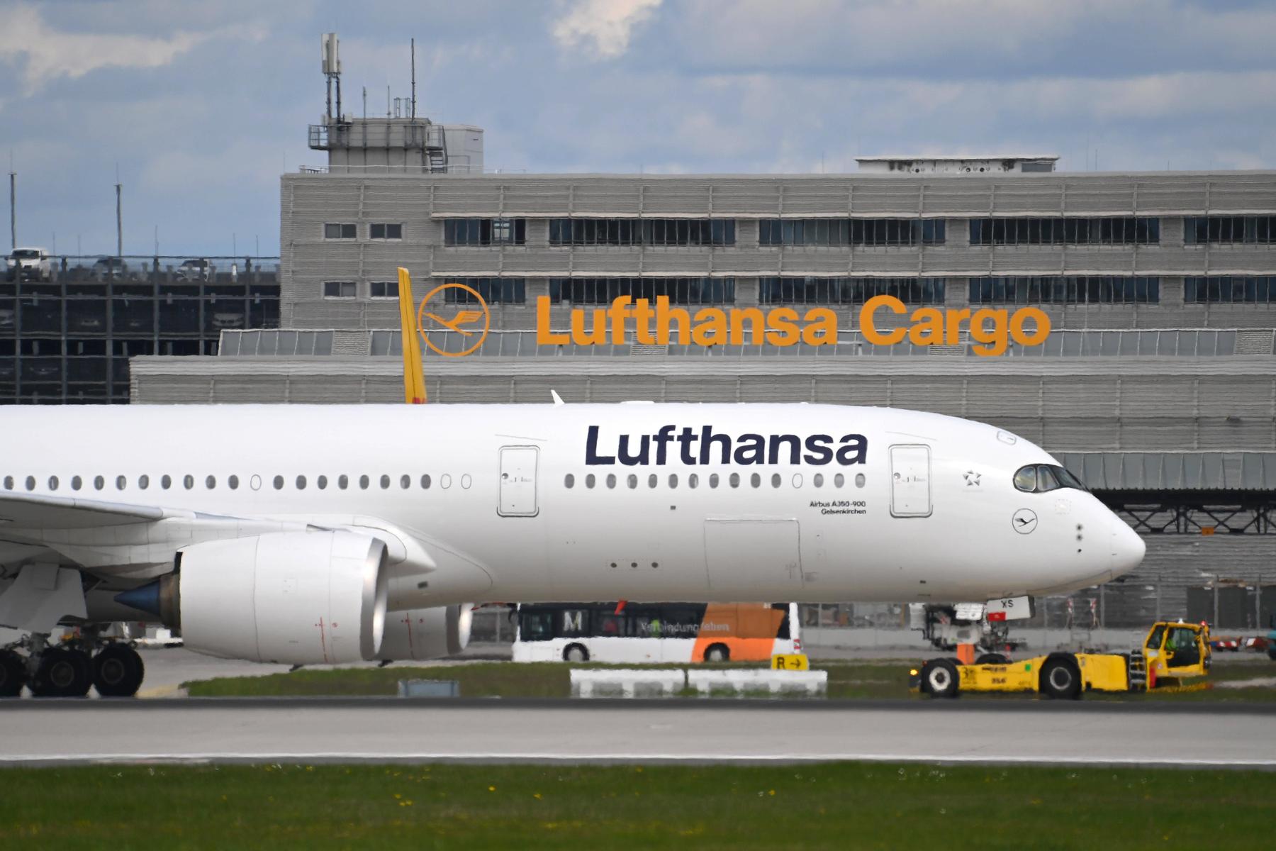Lufthansa will Airlines zentraler steuern und stellt sich neu auf