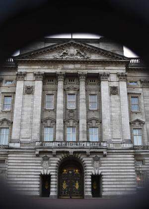 November 6 2017 London England United Kingdom Buckingham Palace is pictured as the sun sets