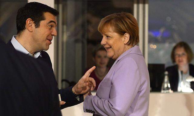Griechenlands Premier Tsipras mit Deutschlands Kanzlerin Angela Merkel