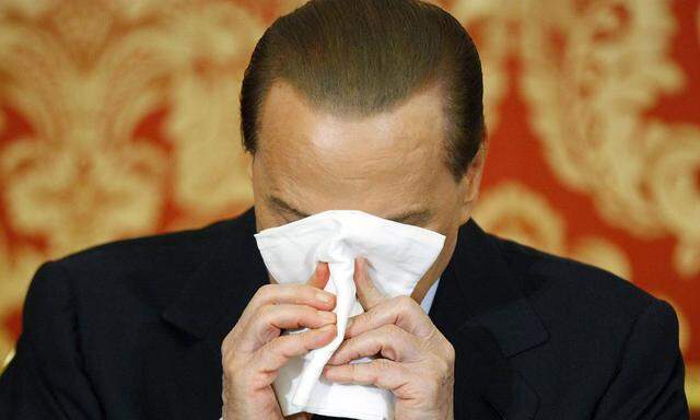 Berlusconi will Montis Kopf