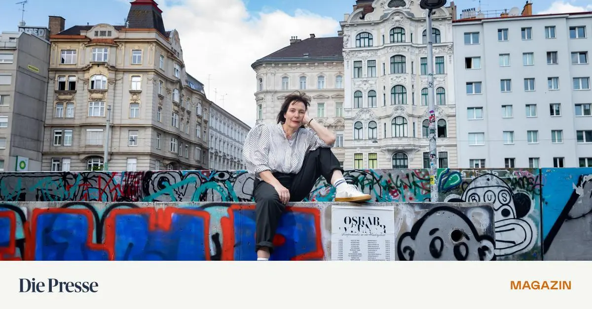 -Happyland-von-Evi-Romen-Meine-Heldin-ist-ein-weiblicher-Serge-Gainsbourg-premium-