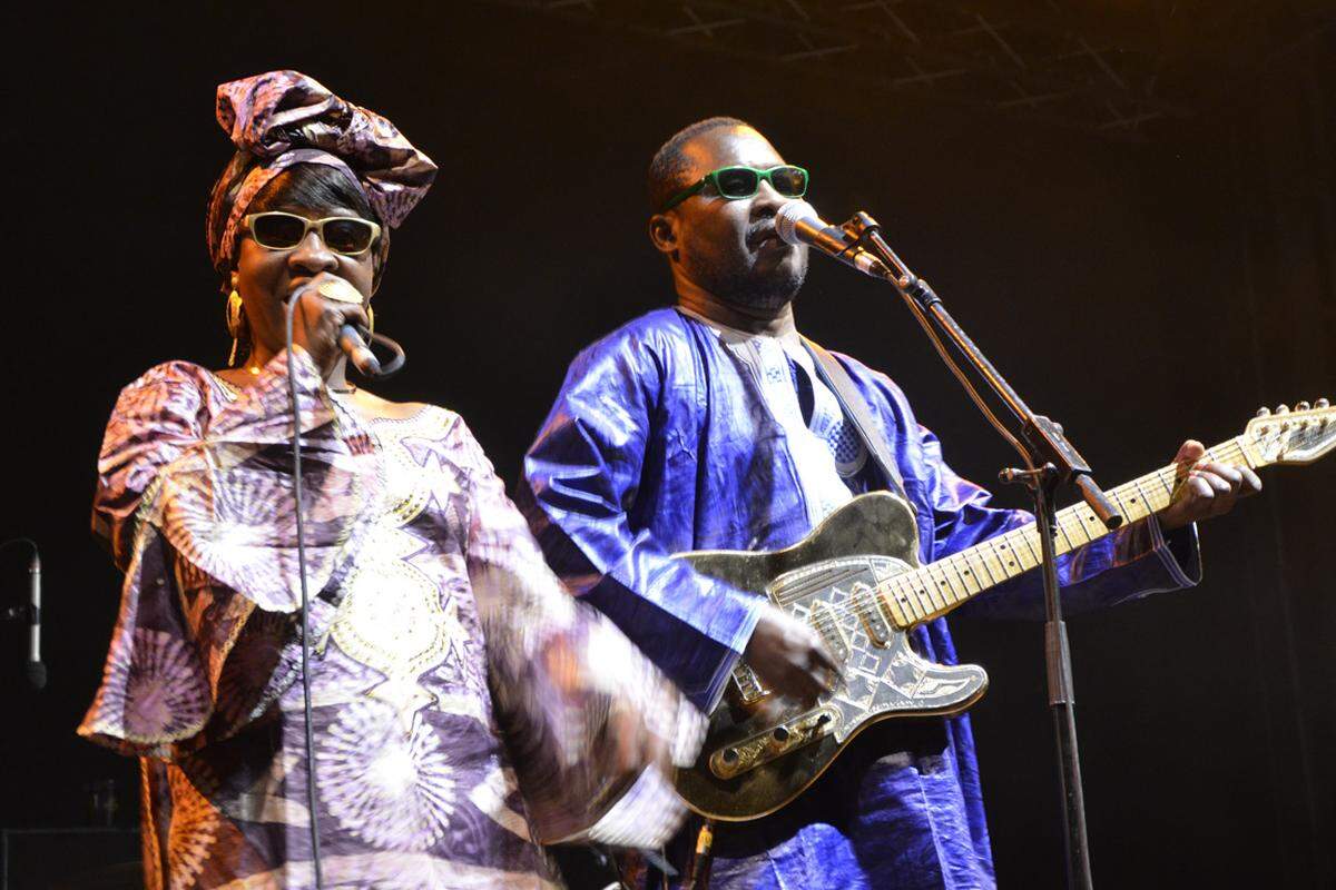 ... Gattin Mariam. Die beiden blinden Musiker aus Mali machen seit den Achtzigerjahren gemeinsam Musik.