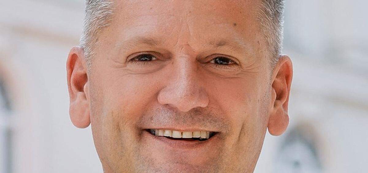 Thomas
Neusiedler steigt als Leiter des neuen Segments GIAM
(German, Italian and Austrian Markets) in die Konzernleitung on Helvetia auf. Der 51-jährige Niederösterreicher übernimmt diese Rolle zusätzlich zu seinen
Aufgaben als CEO Helvetia Österreich.