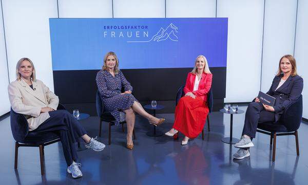 Lena Marie Glaser (New-Work-Expertin), Christina Wilfinger (SAP Österreich), Eveline Breitwieser-Wunderl (Porsche Holding) und Eva Komarek (Styria Media Group).