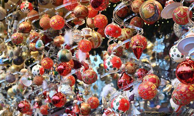 Weihnachten, Weihnachtskugeln, Christbaumkugeln, Christkindlmarkt, Weihnachtsmarkt
Foto: Clemens Fabry
