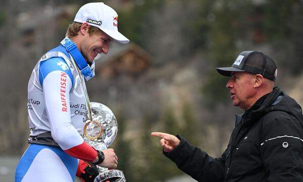 Noch hat der Glanz der Sieger nicht abgefärbt: Johan Eliasch mit Ski-Aushängeschild Marco Odermatt. 