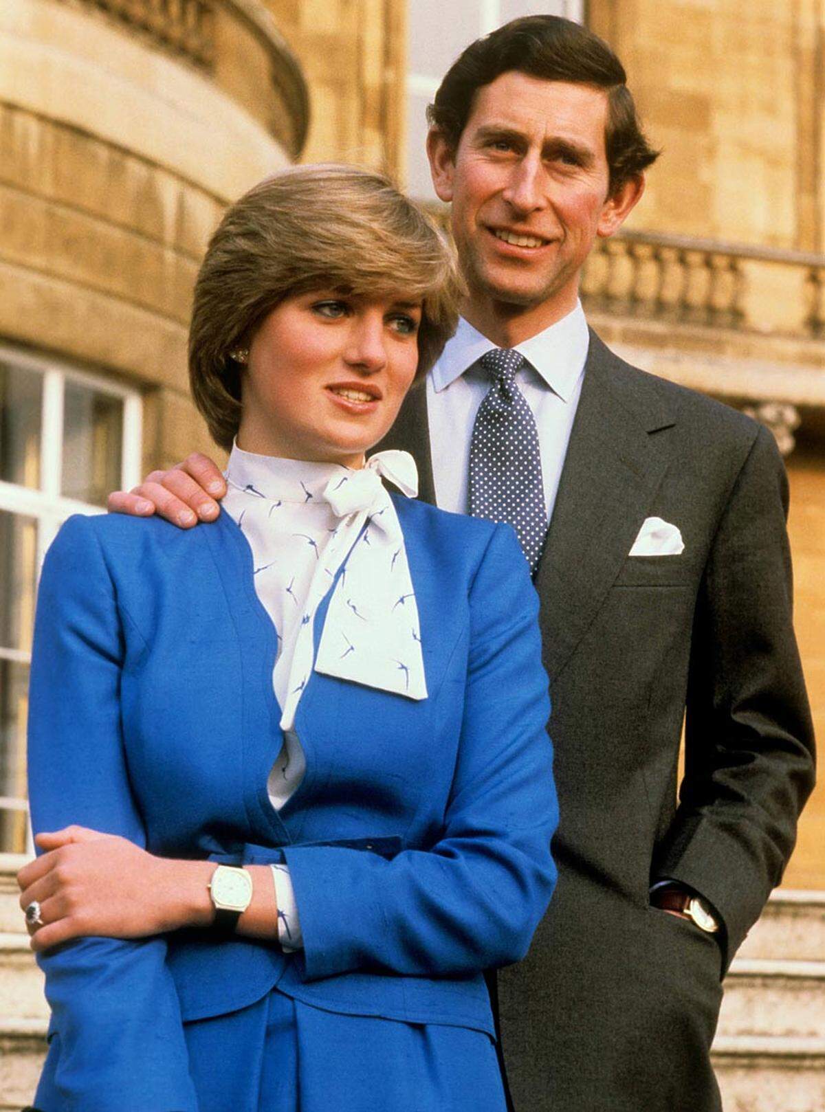 Die Hochzeit findet 30 Jahre nach der Trauung von Prinz Charles und Diana, Williams Eltern, statt. Die damalige Traumhochzeit endete 1996 in einer bitterbösen Scheidung. Prinzessin Diana starb ein Jahr später bei einem Autounfall in Paris.