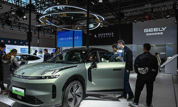 Gelegenheit genutzt: Chinas größter Autohersteller Geely ist über ein europäisches Joint Venture groß ins Verbrenner-Geschäft eingestiegen.   