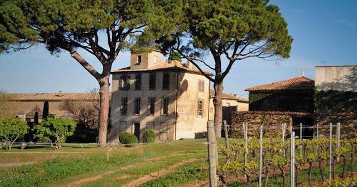 Im provenzalischen Tourtour und im Hotel Domaine de la Baume hat man einen tollen Blick auf die Var Region und die Weinberge.