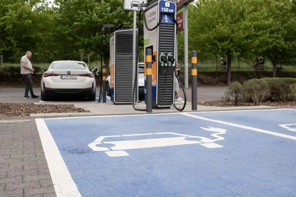 The VCÖ is calling for an equivalent increase for combustion engine models.