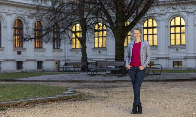 Susanne Seifert forscht an der Uni Graz dazu, wie Kinder leichter lesen lernen. In der Freizeit liest sie ihrem zweijährigen Sohn vor.