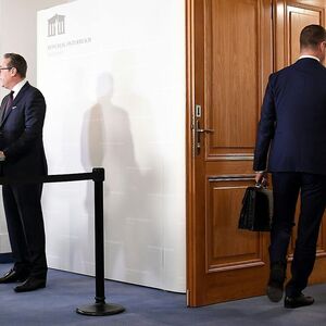 Strache (l.) und Gudenus waren bereits im Ibiza-U-Ausschuss geladen.