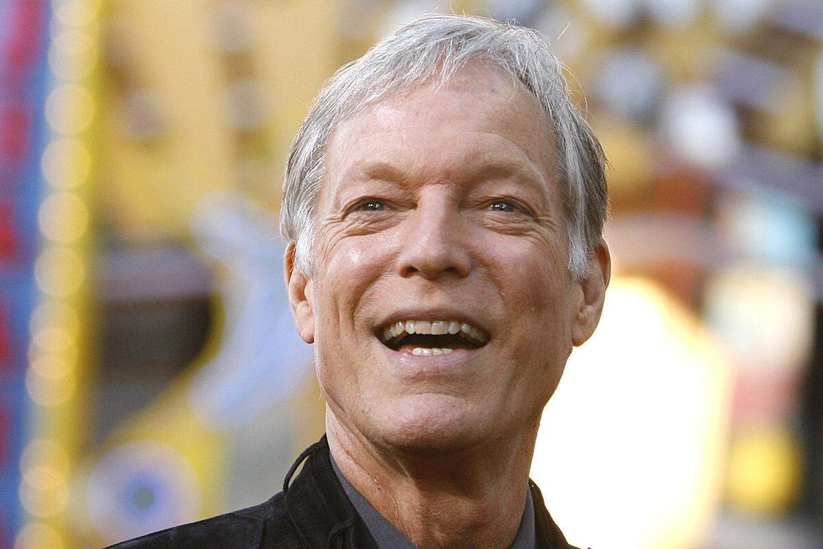 "Ich habe das Versteckspiel satt", sagte Richard Chamberlain 1991. Der Schauspieler ("Dornenvögel", "Quatermain") verarbeitete das jahrelange Doppelleben in seiner Biographie, die 2003 erschien.