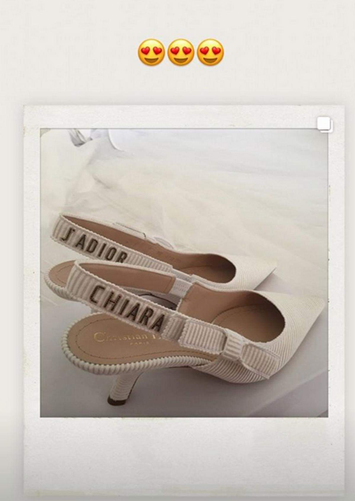 Die passenden Schuhe: "J'adore Chiara".